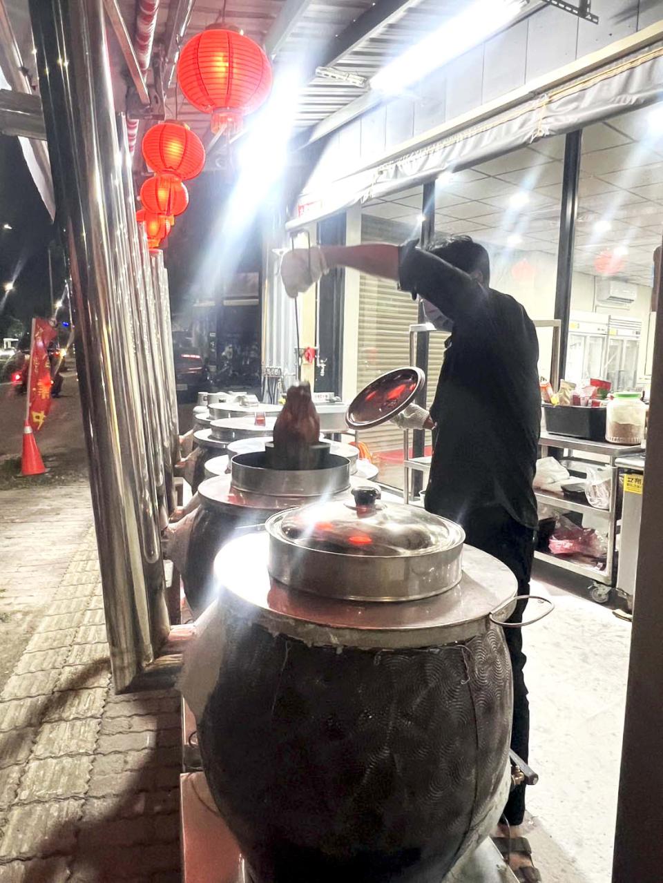 狂賀楠梓新開幕必吃甕仔雞! 家閤 甕仔雞 海鮮皮脆肉嫩還有新鮮活蝦料理