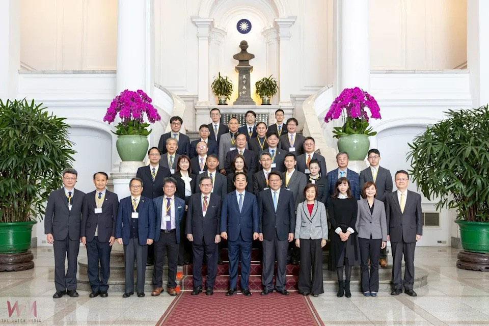 正修科大電競系主任謝哲人近千項專利 入榜2024年發明家名人堂獲賴清德接見