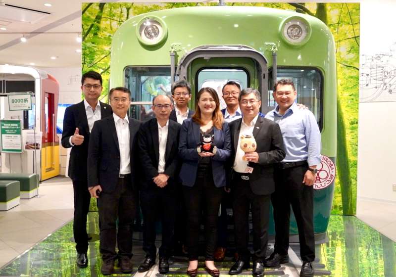 日本關西京阪電鐵強力曝光高雄觀光宣傳廣告 觀光局與高捷再訪東急電鐵取經鐵道觀光