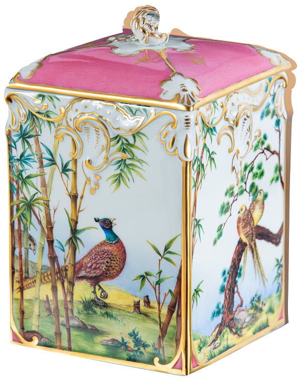 國裕精品歡慶麥森藍色交叉雙劍標誌300週年 高雄百貨雙劍無雙瓷器瑰寶特展邀賞