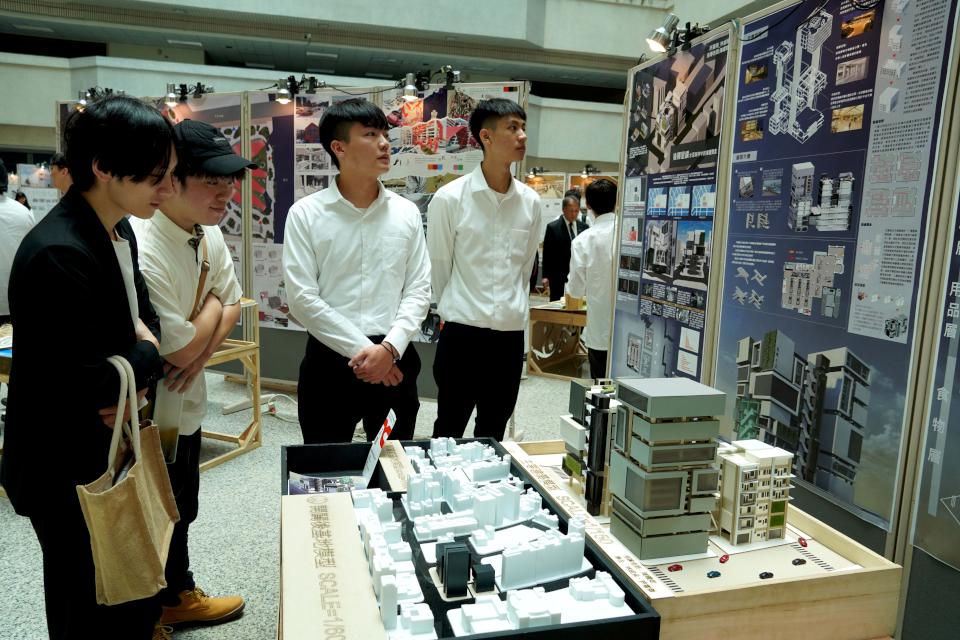 正修科大建築室設系「點生萬象」畢展 匯集四技五專部70組作品、9專題研究