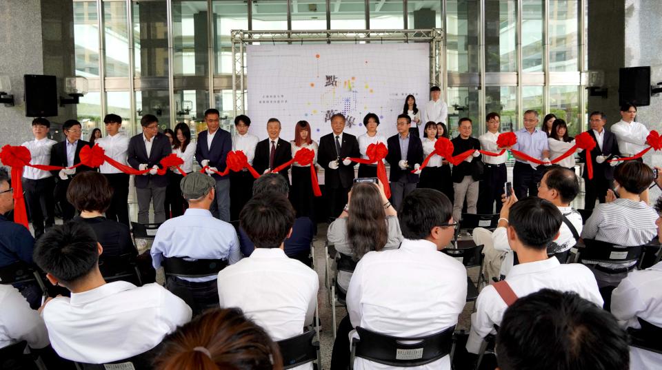 正修科大建築室設系「點生萬象」畢展 匯集四技五專部70組作品、9專題研究