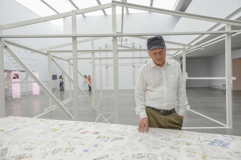 高美館《人類世》特展同步推6場系列活動 「沙發好讀會」建築師謝英俊首開講