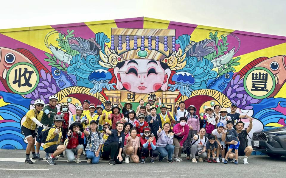 乘風而騎林園場吸引千人與毛孩同歡  12/15最終場邀你一同變裝遊左營