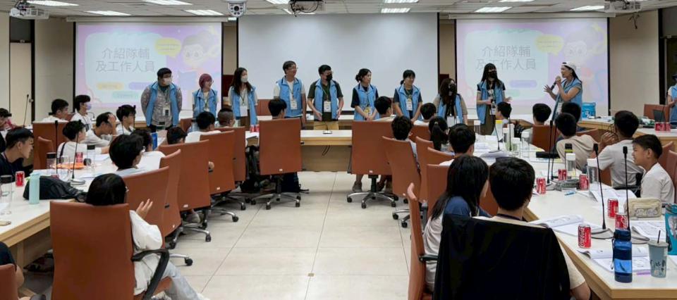 國教署委託高師大辦理114年國中組南區資優學生營隊 全台72名資優生參與