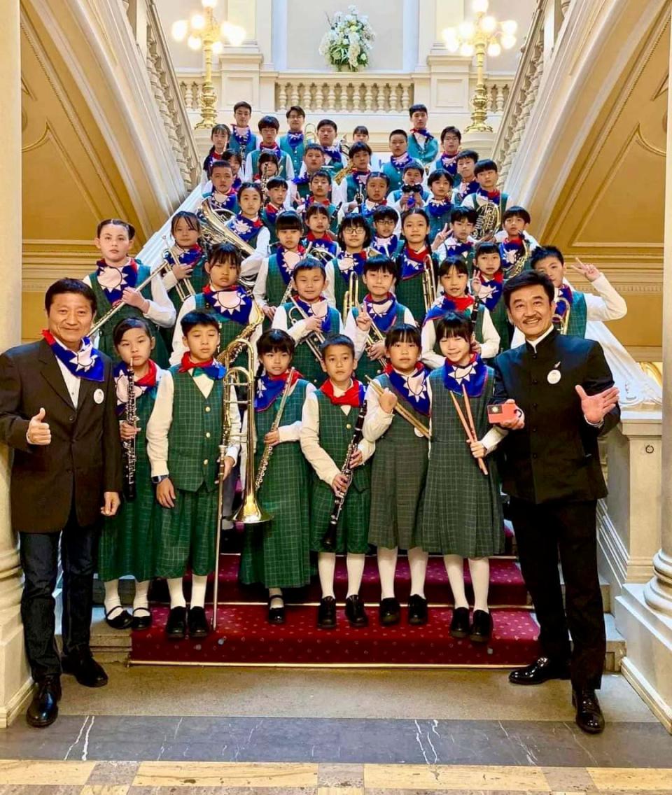 捷克布拉格青年波西米亞音樂節 前金國小管樂團勇奪金牌獎