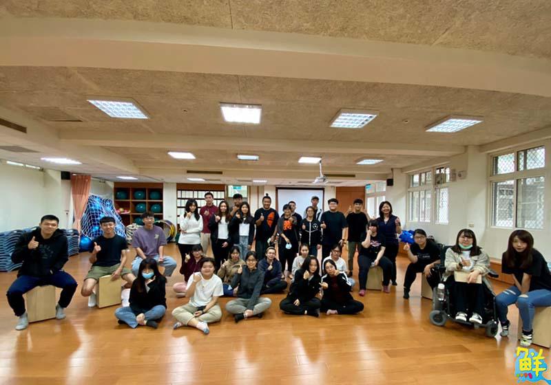 青銀共融 嘉藥敘事力計畫展登場