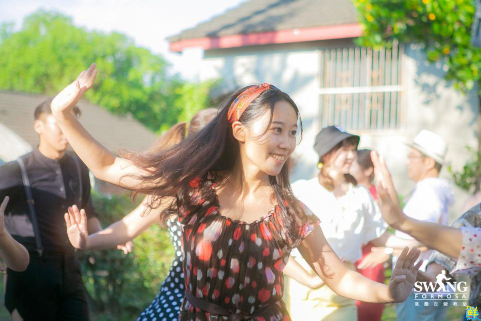 拋開壓力 舞動快樂 Swing Formosa搖擺舞團開啟你的搖擺新生活!