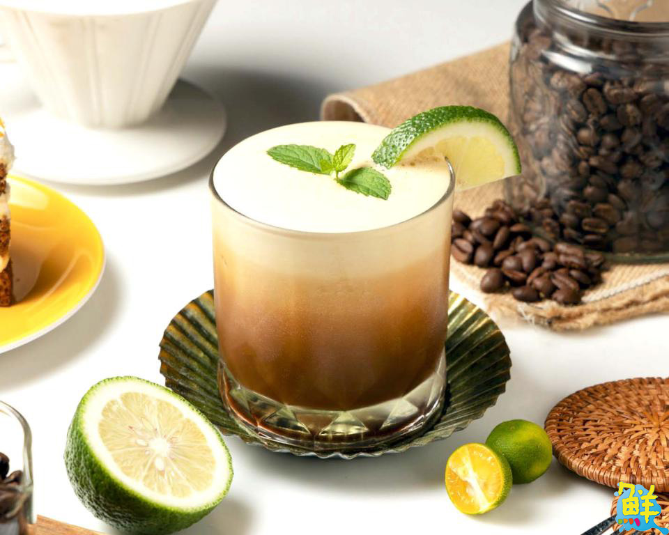 陽明商圈咖啡秘境 Loojo coffee路久咖啡 享受鬧中取靜的悠閒時光