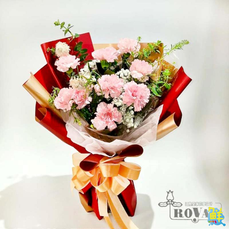 用花語傳遞感恩 國際皇家花藝設計為母親節獻上祝福