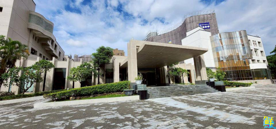 陽明交大7月進駐高雄舊蓮潭會館 林欽榮副市長視察整建進度