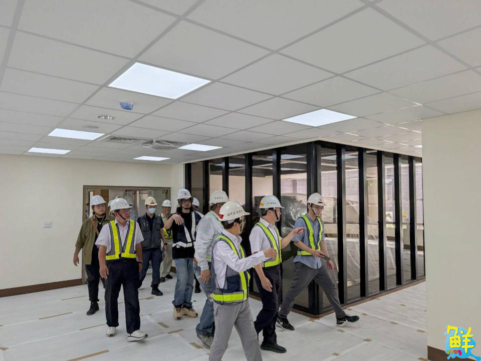 陽明交大7月進駐高雄舊蓮潭會館 林欽榮副市長視察整建進度