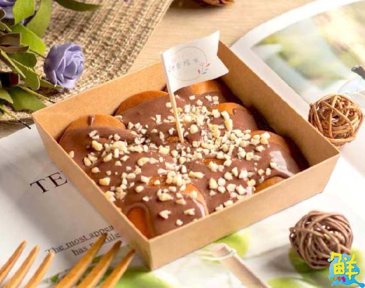 在鳳山青年夜市周遊列國 蕾隊友舒芙蕾 V.S 鬆shi荷蘭小鬆餅 甜點控的神隊友 在舌尖綻放幸福療癒的花蕾