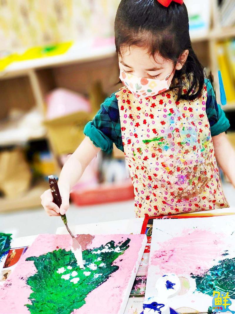 高雄僅此一家! 海景第一排的藝文空間 荷楷畫室 療癒繪畫紓壓身心