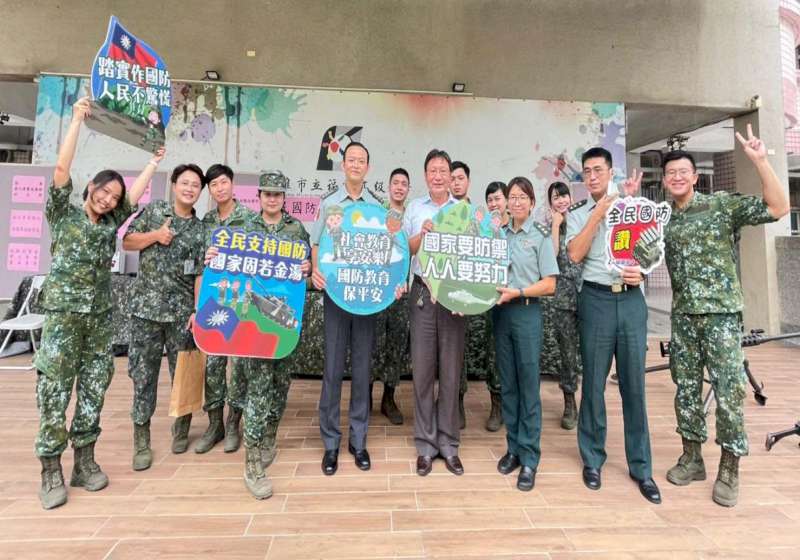 福誠高中全民國防教育陸軍週登場 學生盛讚加熱式餐盒香筍悶控肉好食