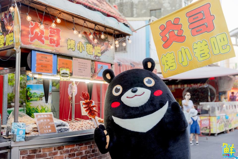 FUN遊旗津涼爽一夏!氣墊水樂園率先登場 全新氣墊設施嗨翻大小朋友