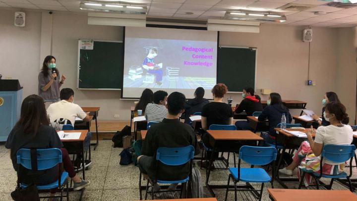 文藻外大攜手高市青年局 領先全台開設全英教學師資認證培訓