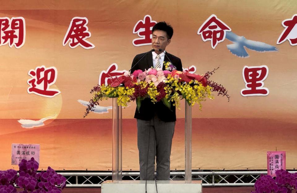 中山工商113學年度39班1421生歡喜離校 表揚錄取大專院校、市長獎等得主