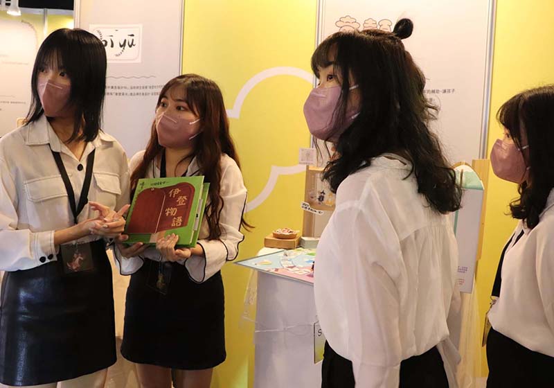 為期三天2022放視大賞高展館舉行 高科大文創系同步展107級畢業成果