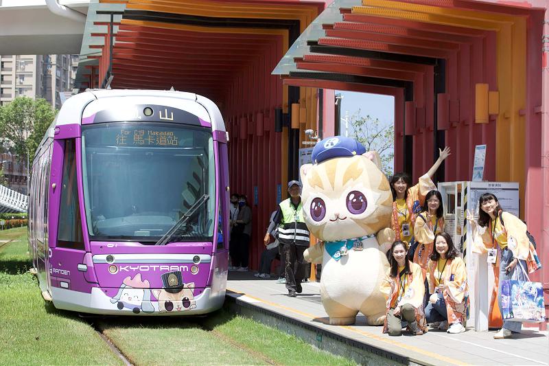 高捷蜜柑站長日本修業中首航出發壯行會 逾百名粉絲參與同樂