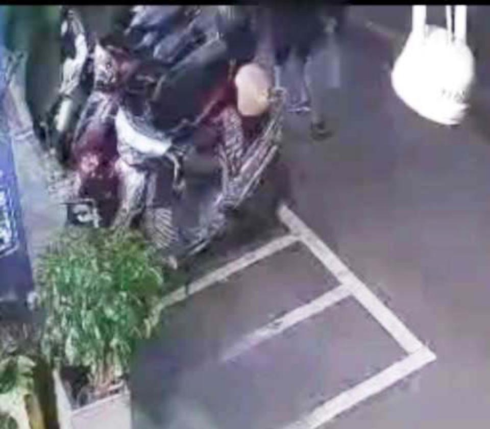 【第308期】男貨車司機不慎遺失約2萬元現鈔 拾獲者攜手苓雅警助尋回