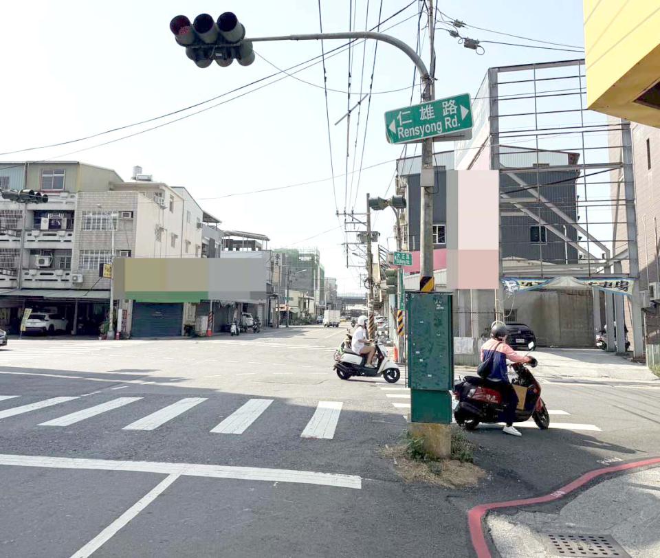 【第308期】男貨車司機不慎遺失約2萬元現鈔 拾獲者攜手苓雅警助尋回