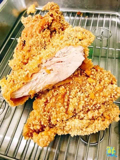 【貝稑莎鹽酥雞】厚切香酥雞排與創意甜食的華麗邂逅