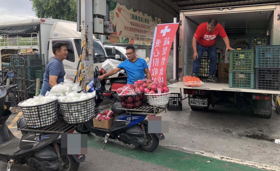 高市農業局攜手3單位設置蔬果惜食專區 進駐高雄及鳳山兩果菜市場轉贈需求對象