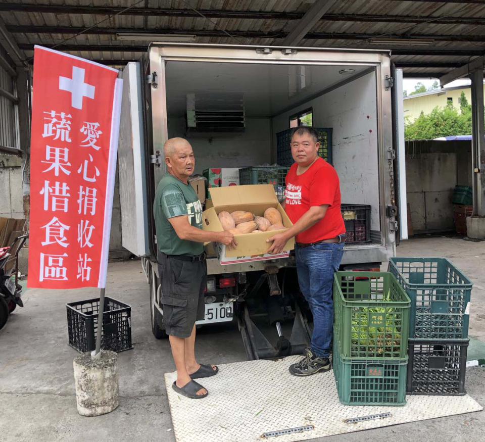 高市農業局攜手3單位設置蔬果惜食專區 進駐高雄及鳳山兩果菜市場轉贈需求對象