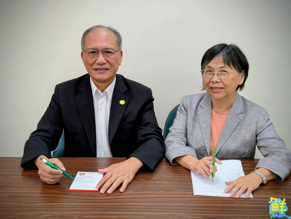 嘉藥新生研習喜迎2200位新鮮人 高齡夫妻檔攜手一圓碩士夢