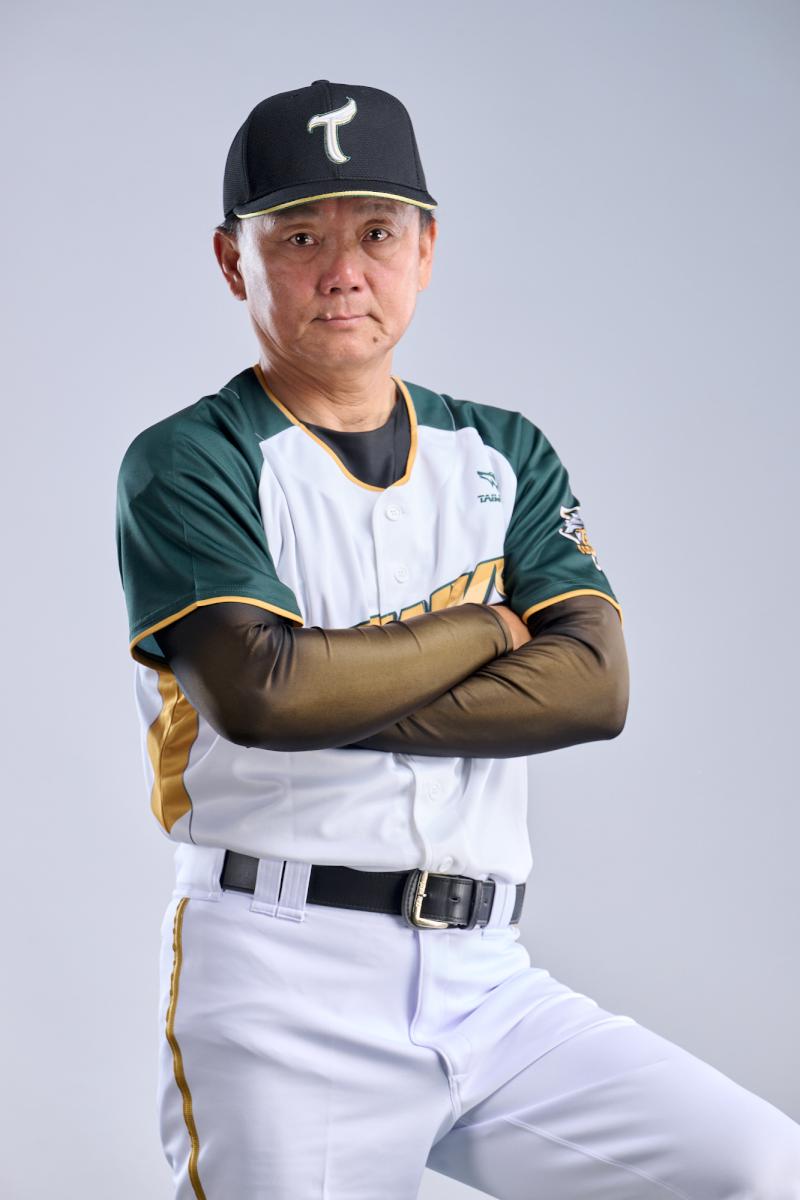 【第283期】中職台鋼雄鷹隊 總教練洪一中、外野手陳文杰 現身高雄 隨車隊掃街造勢一軍開幕戰