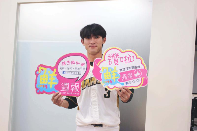 【第283期】中職台鋼雄鷹隊 總教練洪一中、外野手陳文杰 現身高雄 隨車隊掃街造勢一軍開幕戰