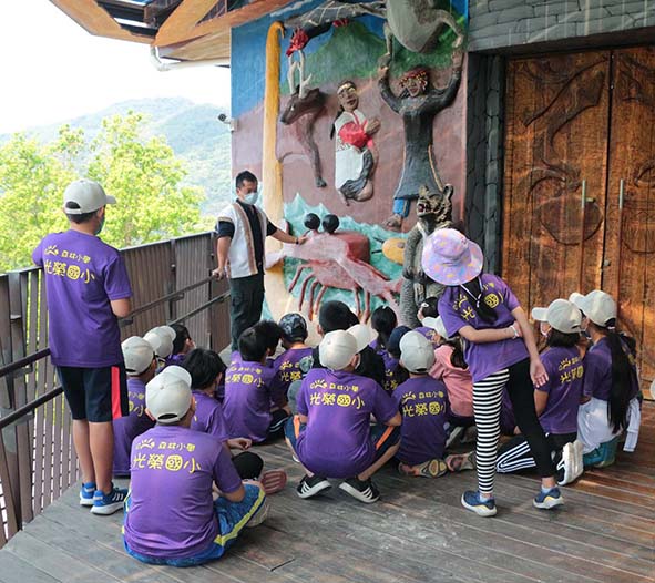 高史博攜手清景麟教育基金會推山海共學計畫 民生、民權、光榮國小生互訪交流