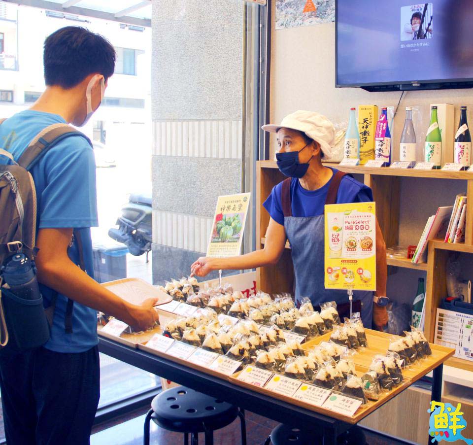 台湾.日本零時差! 日本飯糰專賣店おら家 鼓山必吃人氣夯店