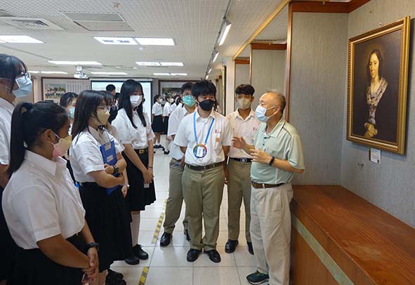 中山工商攜手廣達文教基金會 精選42幅米勒與巴比松畫作文史館參展