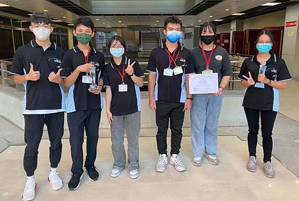 教育部2022年國際智慧機器人運動大賽 高市高英工商資訊科包辦1金3銀1銅2佳作