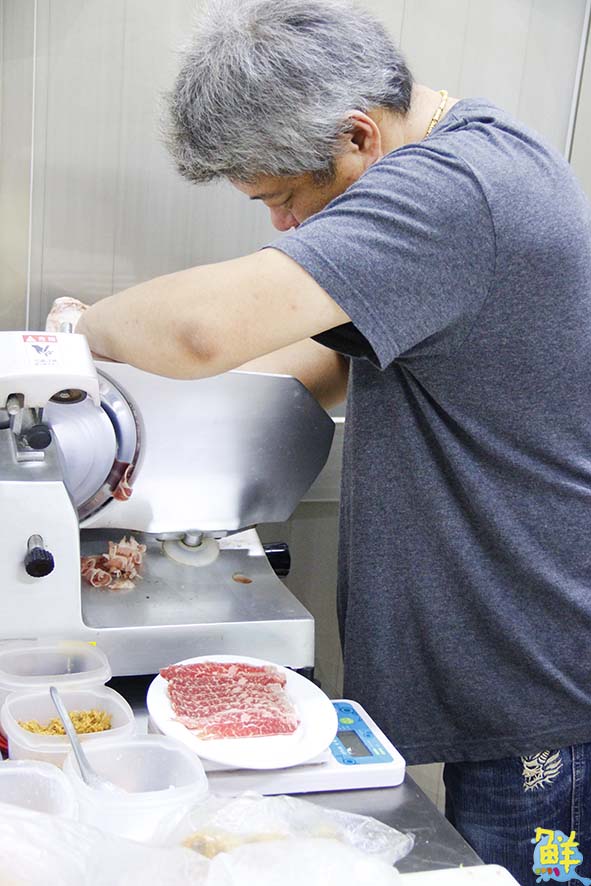 福虎春節不打烊 年節海派鍋聚朝聖地 旗津‧芬饗汕頭火鍋 滿口餘香暖上心頭