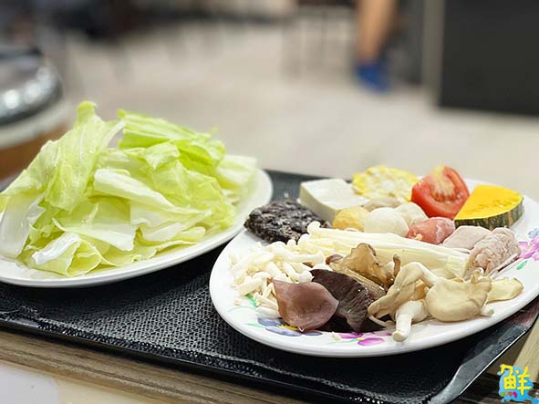 福虎春節不打烊 年節海派鍋聚朝聖地 旗津‧芬饗汕頭火鍋 滿口餘香暖上心頭