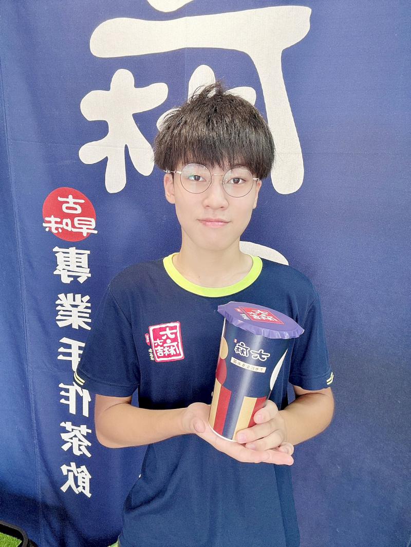 熱浪來襲就是要喝 大麻紅茶冰 保證讓您消暑解渴又上癮