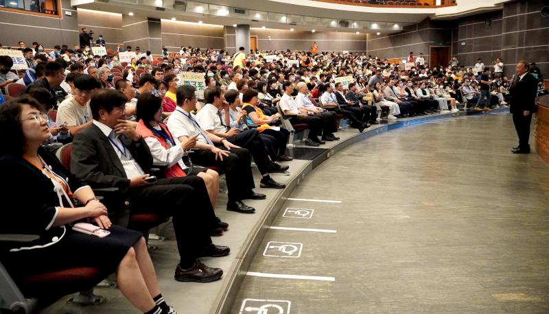 正修科大技優甄審入學聯合說明會暨科技研發成果展 21系所秀無人機、機器人等特色