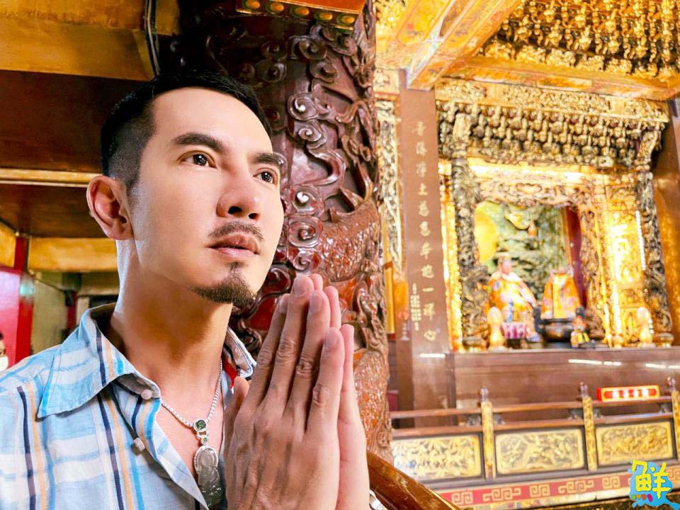 憑一己之力反轉人生 陳龍 博學多聞從不設限 心懷善念助人為本