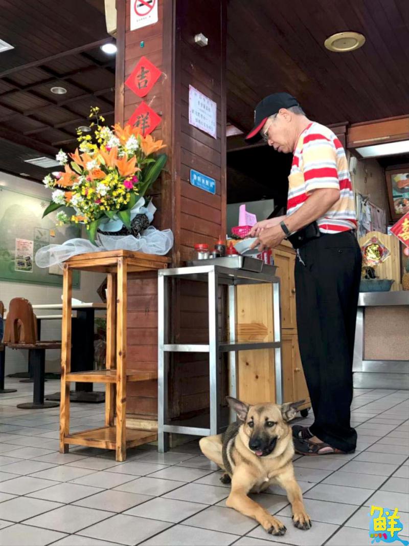 念念不忘的在地美食指標 「諭泉紅茶豆乳創始店」 從早到晚都陪伴著您