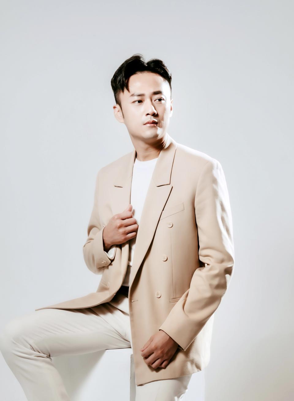 【第313期】跨界男神喬梓齊專場獻唱饗樂迷 八點檔本土劇男演員現身高雄知名PUB音樂餐廳