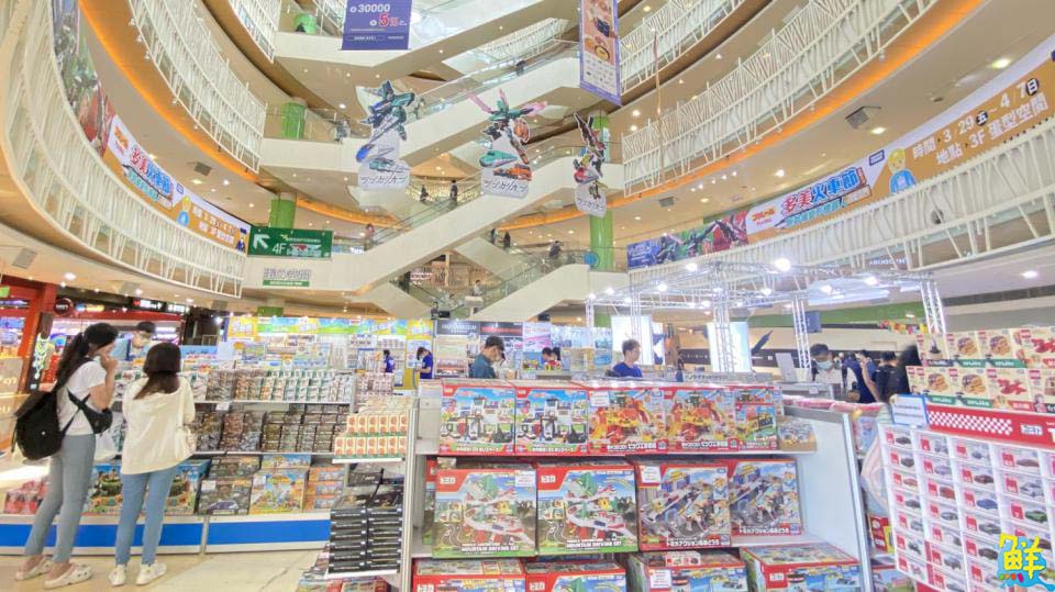 大小鐵道迷們連假首選!夢時代「多美火車節」即日起至4/7 盛大登場