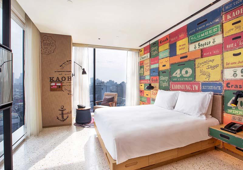 七夕入住高雄英迪格 超豐盛雙人早餐及香甜調酒免費品嚐