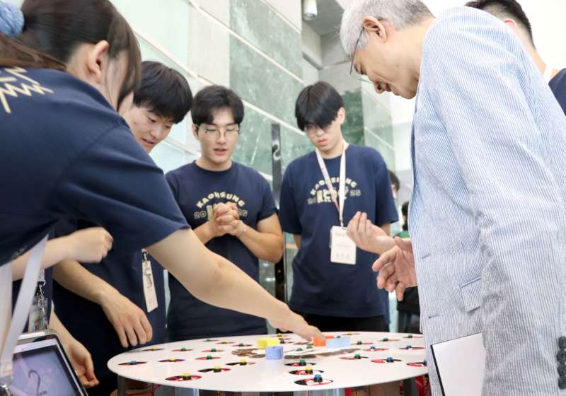 高科大輪值主辦2025國際統整工程設計營 聚焦有助提升活躍派對互動裝置