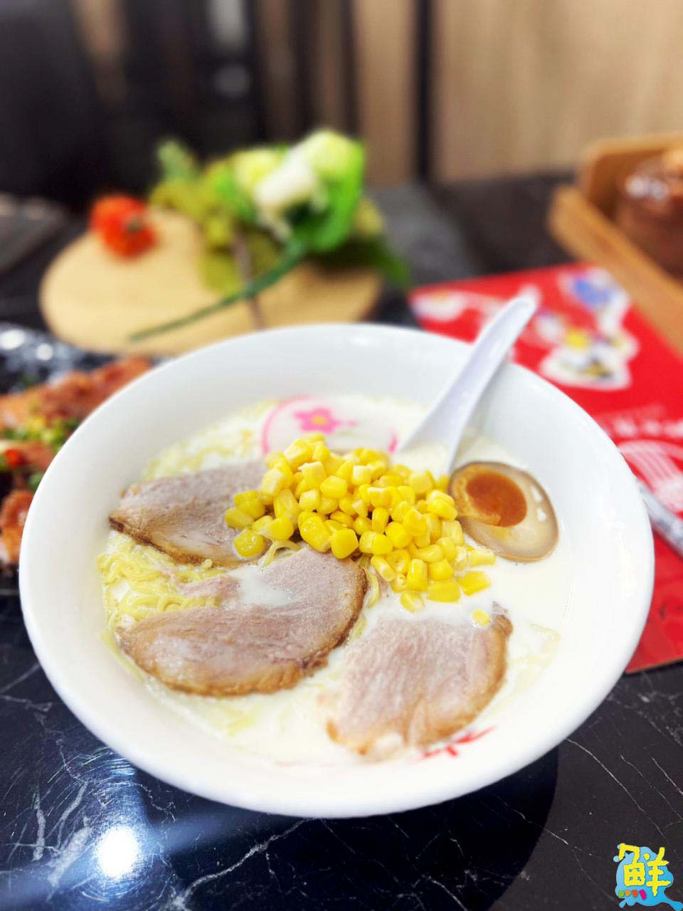 楠梓高CP首選 珍珍珍日本拉麵 湯好料多麵夠勁 一吃就上癮碗碗滿意