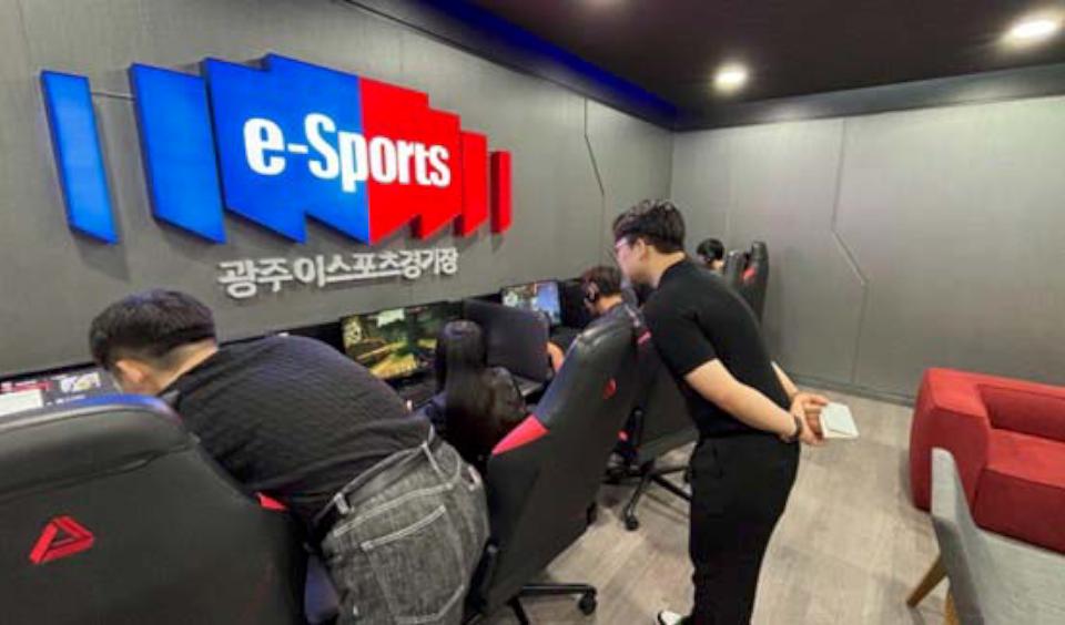 正修科大電競系特戰英豪代表隊參訪韓國光州5天 協助直播電競賽事