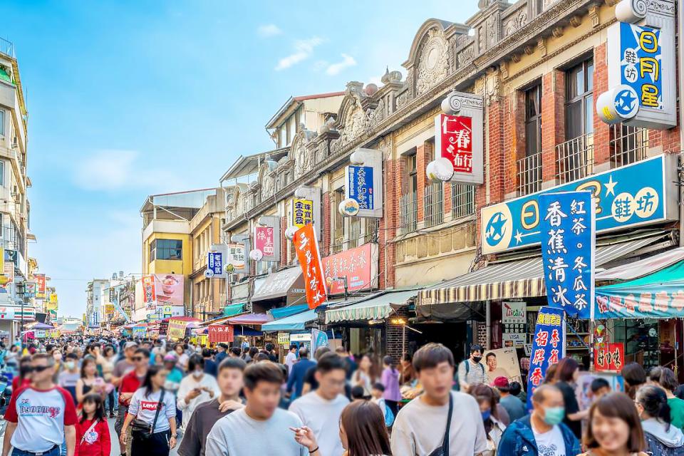 【第302期】228 連假遊高雄 廟宇文化巡禮 × 美食探訪 感受港都的歷史與人情味