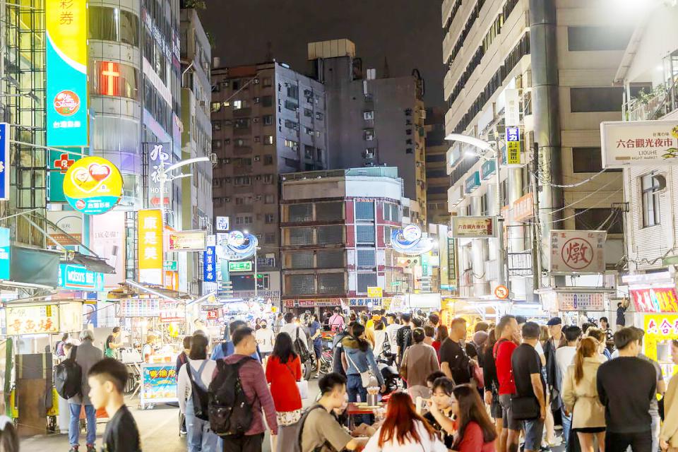 【第302期】228 連假遊高雄 廟宇文化巡禮 × 美食探訪 感受港都的歷史與人情味